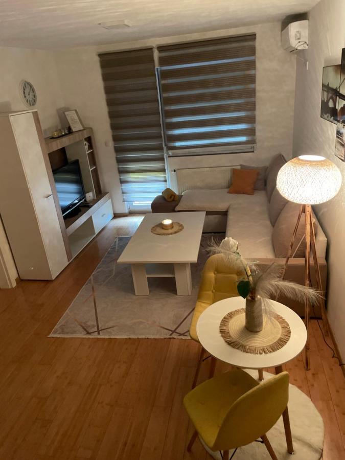 Apartman Royal 1 Doboj Exterior photo